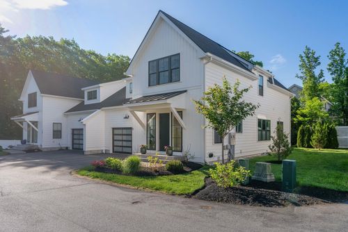 9-1171 Sagamore Ave, Portsmouth, NH, 03801-5919 | Card Image