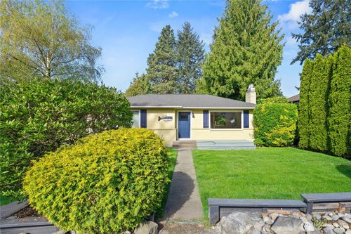 16253 13th Ave Sw, Burien, WA, 98166-2813 | Card Image