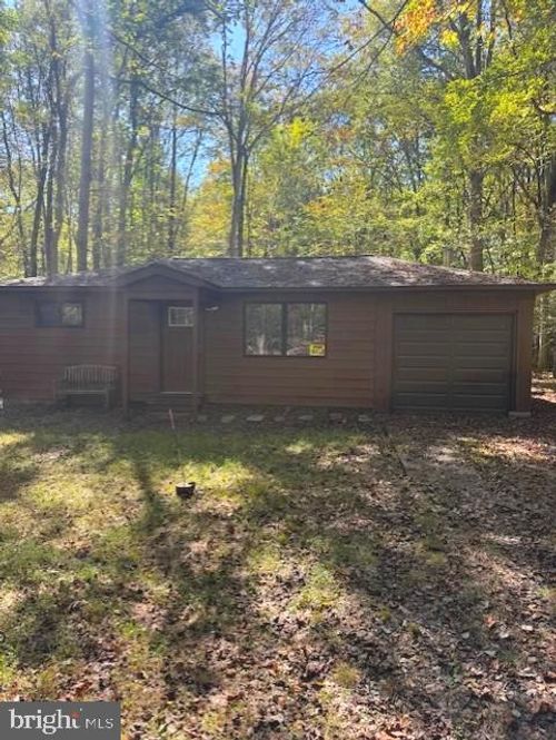 29 Brookside Dr, White Haven, PA, 18661-2724 | Card Image