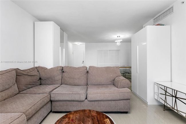 APT-737 - 3001 S Ocean Dr, Condo with 1 bedrooms, 1 bathrooms and null parking in Hollywood FL | Image 8