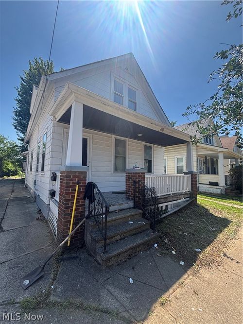 3423 Storer Ave, Cleveland, OH, 44109-2027 | Card Image