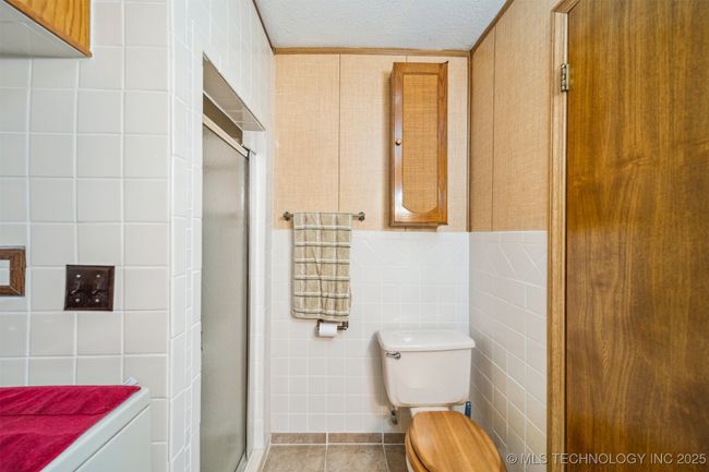 2nd bath | Image 21