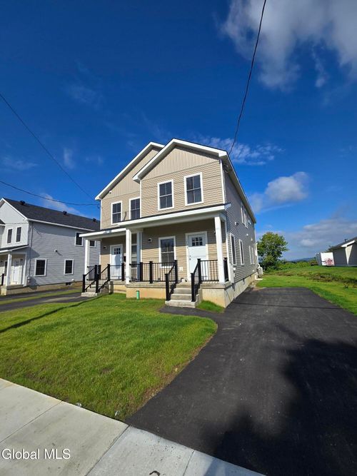 1725 Van Vranken Ave, Schenectady, NY, 12308-1921 | Card Image