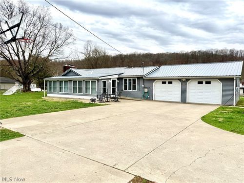 9129 N State Route 60 Nw, Mcconnelsville, OH, 43756-9665 | Card Image