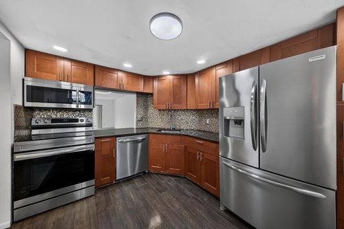 303-6301 N Falls Circle Dr, Lauderhill, FL, 33319-6858 | Card Image