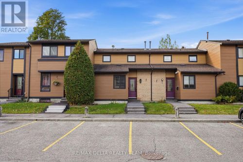 6917 Bilberry Dr, Orleans, ON, K1C2C1 | Card Image