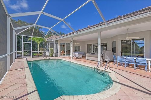 300 Wentworth Ct, NAPLES, FL, 34104-6535 | Card Image