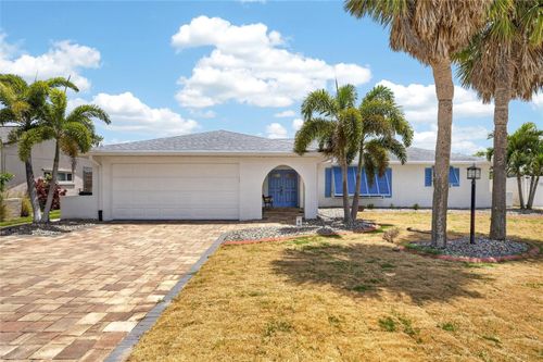 6305 Cottonwood Ln, APOLLO BEACH, FL, 33572-2322 | Card Image