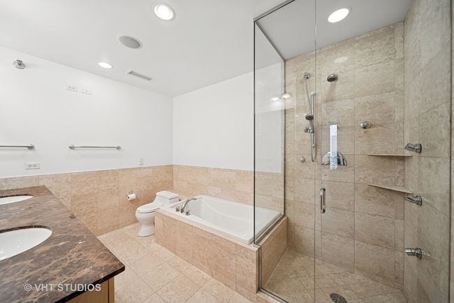 APT-2601 - 55 E Erie St, Condo with 2 bedrooms, 2 bathrooms and 1 parking in Chicago IL | Image 8