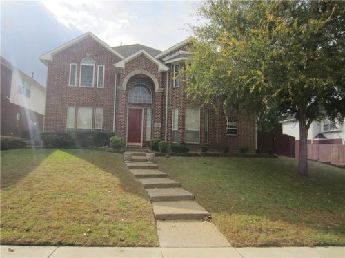 1800 Chester Dr, Plano, TX, 75025-2661 | Card Image