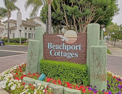 318 Blue Dolphin Dr, Port Hueneme, CA, 93041-3536 | Card Image