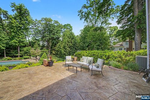 13 Mabro Dr, Denville, NJ, 07834-9607 | Card Image