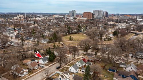 1016 6th Avenue Nw, Rochester, MN, 55901 | Card Image