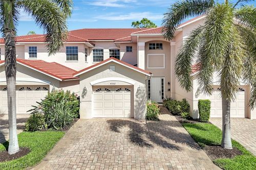apt-4202-12607 Fox Ridge Dr, BONITA SPRINGS, FL, 34135-1414 | Card Image