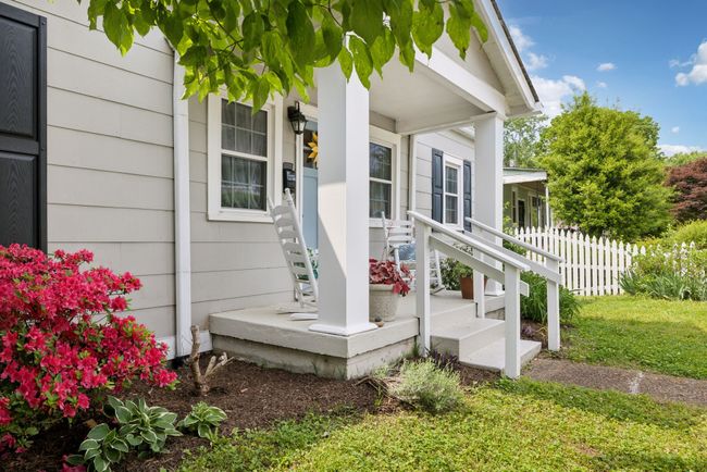 1304 Jones St, House other with 3 bedrooms, 1 bathrooms and 2 parking in Old Hickory TN | Image 12