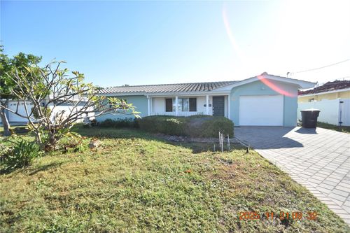 2513 Gulf Blvd, BELLEAIR BEACH, FL, 33786-3516 | Card Image