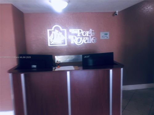 apt-814-6969 Collins Ave, Miami Beach, FL, 33141-3222 | Card Image