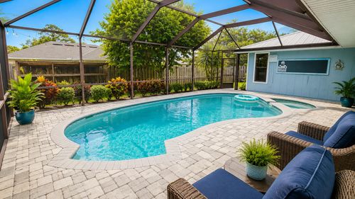 757 Se Lighthouse Ave, Port St. Lucie, FL, 34983-3809 | Card Image