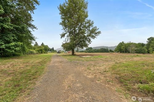 753 State Route 6, Raymond, WA, 98577-8404 | Card Image
