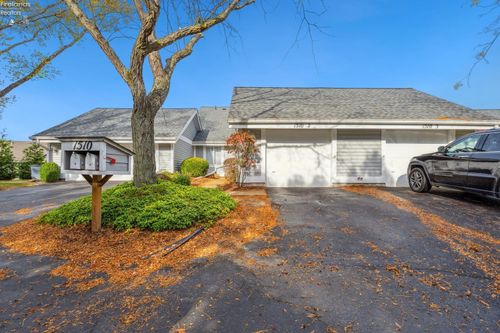 apt-2-1510 Cleveland Rd E, Huron, OH, 44839-9726 | Card Image