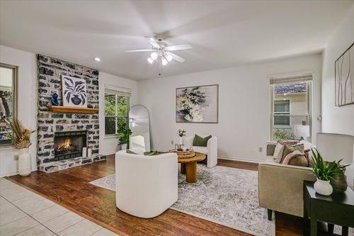 13247 Darwin Ln, Austin, TX, 78729-7495 | Card Image
