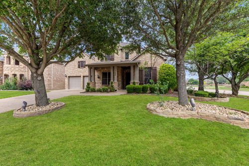 7096 Carmona, Grand Prairie, TX, 75054-6775 | Card Image