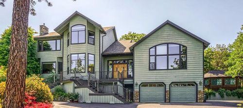 440 Richard Way, Jacksonville, OR, 97530-9703 | Card Image