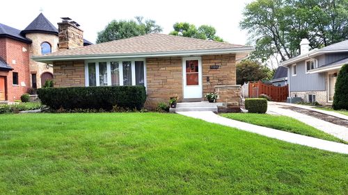 753 S Hawthorne Ave, Elmhurst, IL, 60126-4712 | Card Image