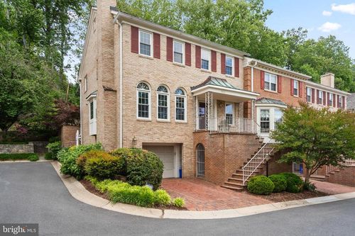 8015 Quarry Ridge Way, BETHESDA, MD, 20817-6950 | Card Image