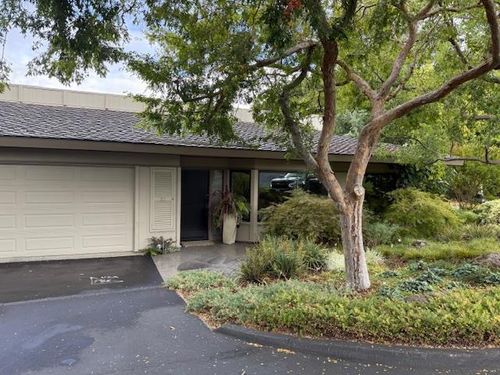31 Deep Well Ln, Los Altos, CA, 94022 | Card Image