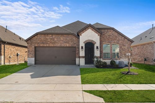 11216 Klondike Ln, Aubrey, TX, 76227-3180 | Card Image