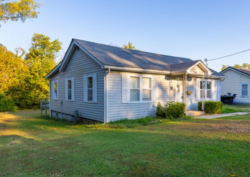 510 Ash St, Willow Springs, MO, 65793-1304 | Card Image