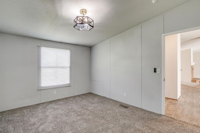 129 Clay Ct, House other with 3 bedrooms, 2 bathrooms and null parking in Springtown TX | Image 30