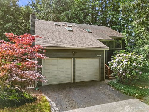 17627 17th Dr Se, Bothell, WA, 98012-6403 | Card Image