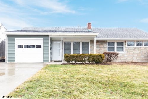 57 Columbus Ave, Edison, NJ, 08817-5240 | Card Image