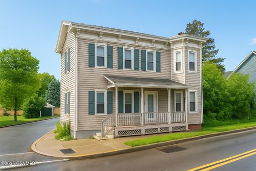 101 Chestnut St, Mifflinburg, PA, 17844-1313 | Card Image