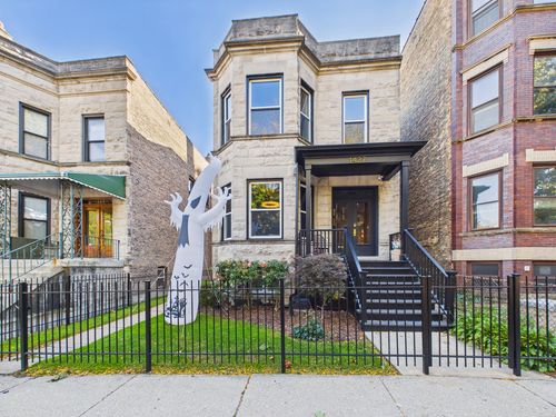 1427 W Winona St, Chicago, IL, 60640-2820 | Card Image