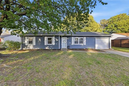 980 Birch Forest Ct, Virginia Beach, VA, 23464-5401 | Card Image