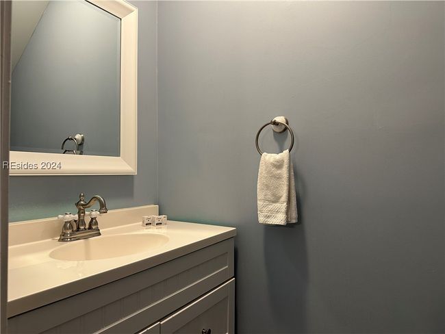 APT-80 - 36 Deallyon Ave, Condo with 2 bedrooms, 3 bathrooms and null parking in Hilton Head Island SC | Image 9