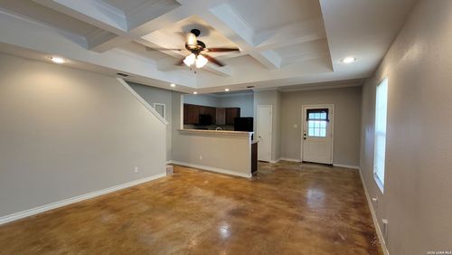 apt-1-5010 Summit Wood, San Antonio, TX, 78229-6153 | Card Image