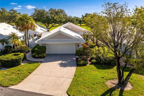 10-718 Brightside Crescent Dr, VENICE, FL, 34293-4333 | Card Image