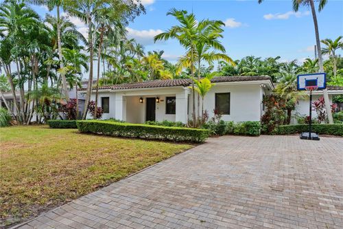8100 Sw 62nd Ct, South Miami, FL, 33143-8004 | Card Image