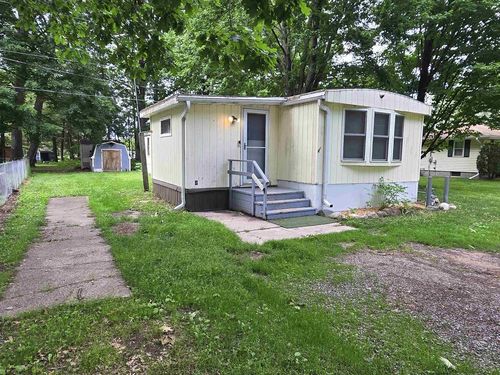 W5120 Shady Lane, WASHINGTON, WI, 54166 | Card Image