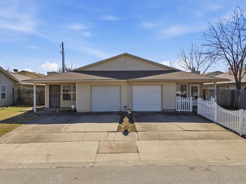 11008 E 14th Ct, Tulsa, OK, 74128-4850 | Card Image