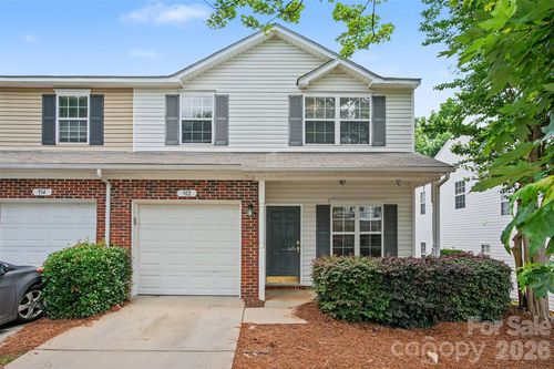 912 Little Creek Dr, Fort Mill, SC, 29715-6463 | Card Image