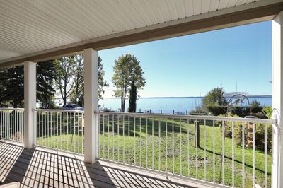 27 Lakeshore Dr, House detached with 4 bedrooms, 2 bathrooms and 5 parking in Sundance Beach AB | Image 3