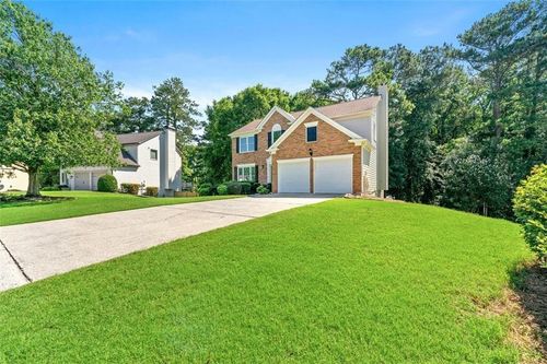 7505 Brookwood Way, Cumming, GA, 30041-8306 | Card Image