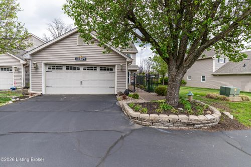 10107 Colonel Hancock Dr, Louisville, KY, 40291-5014 | Card Image