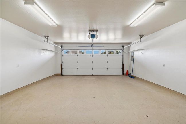 Garage | Image 13