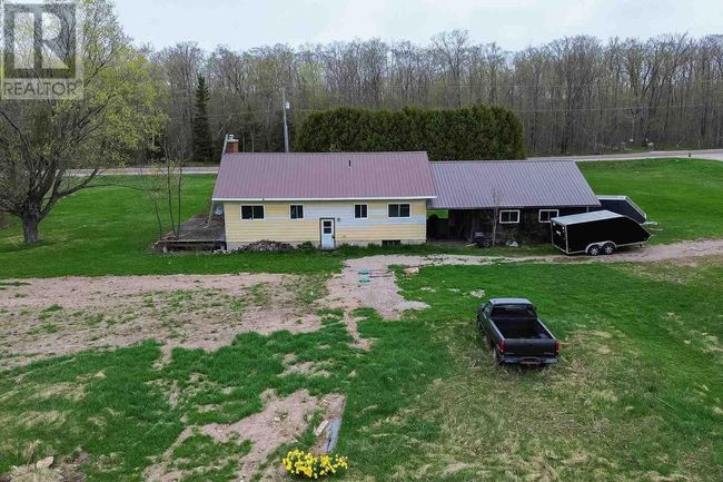 2277 D Line, Home with 2 bedrooms, 1 bathrooms and null parking in Richards Landing ON | Image 4